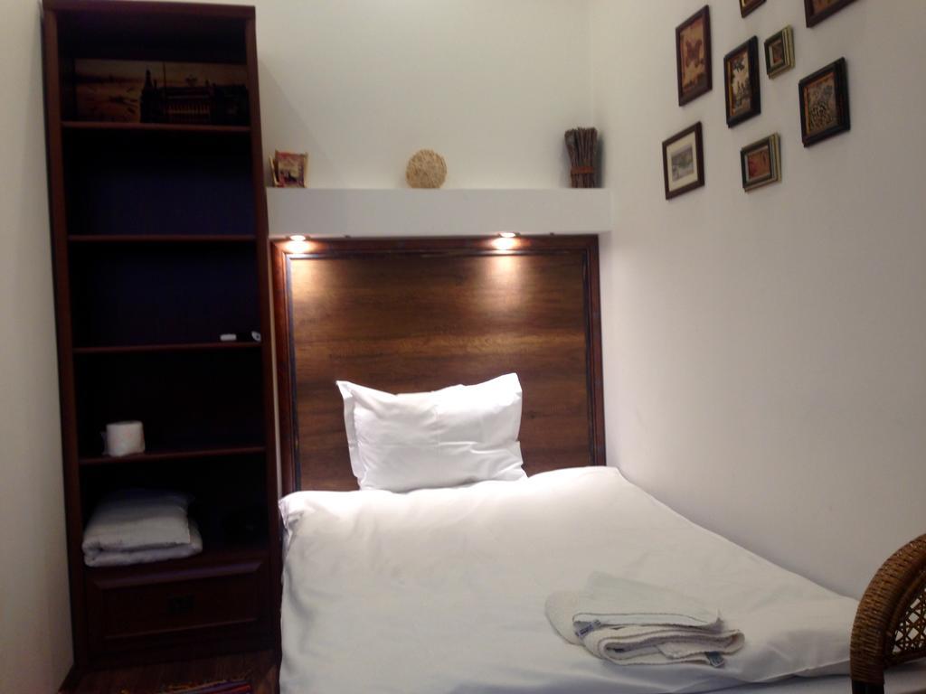 Guest Rooms Maria Luiza Varna Extérieur photo