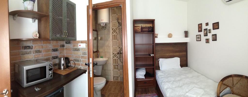 Guest Rooms Maria Luiza Varna Extérieur photo