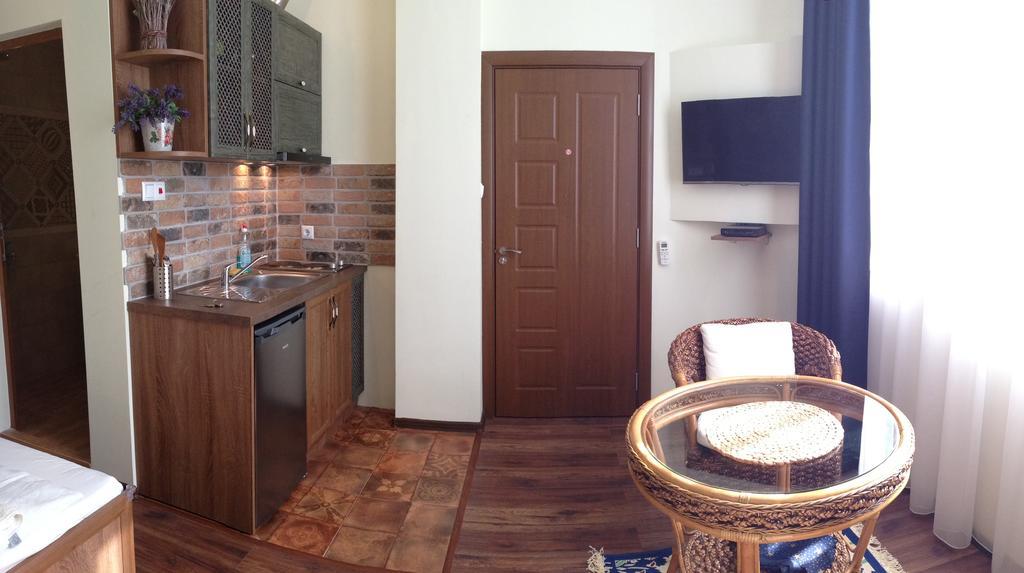Guest Rooms Maria Luiza Varna Extérieur photo