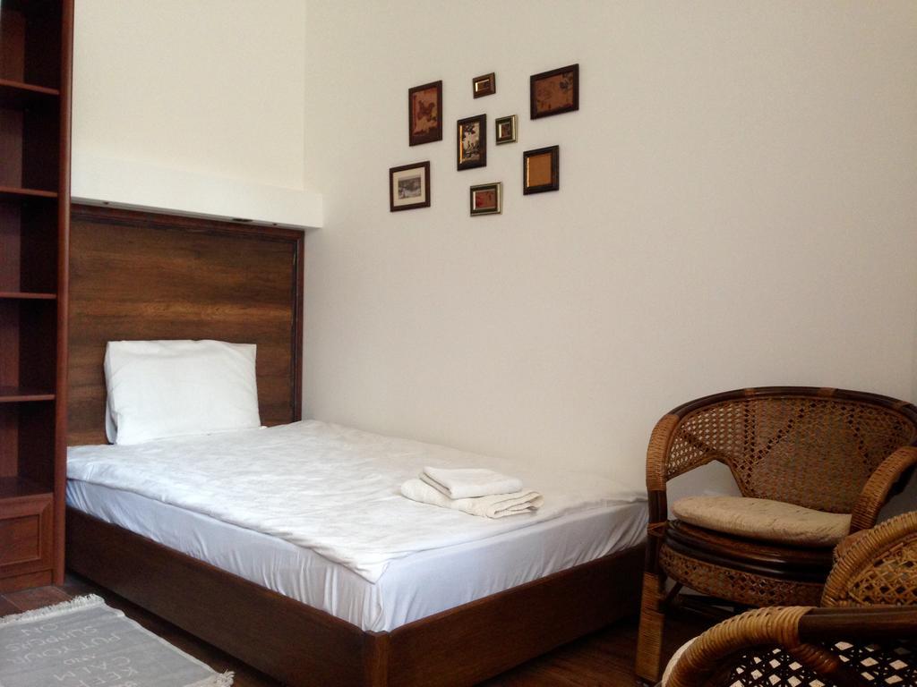 Guest Rooms Maria Luiza Varna Extérieur photo
